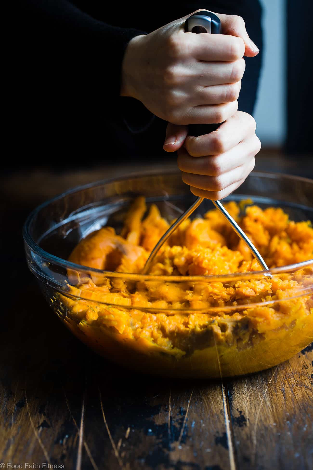Curried Savory Vegan Healthy Mashed Sweet Potatoes - This healthy sweet potato mash is a sweet and spicy spin on a holiday classic!  So creamy you will never believe they are dairy, grain and gluten free and paleo/vegan/whole30 compliant! | Foodfaithfitness.com | @FoodFaithFit
