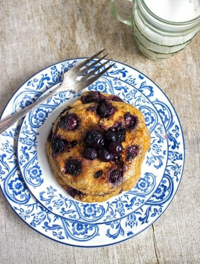 Oatmeal Blueberry Pancakes {GF} - Food Faith Fitness