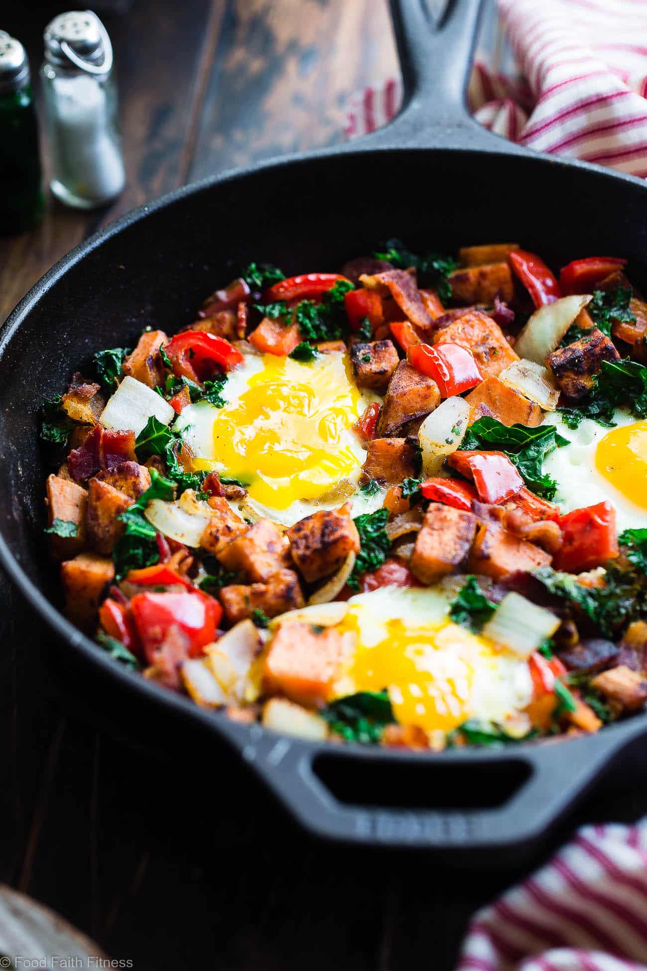Healthy Paleo Sweet Potato Breakfast Hash with Bacon -This 30 minute, paleo friendly sweet potato hash with eggs makes a quick, delicious and healthy breakfast that is gluten/grain/dairy/sugar free and only 310 calories!| #Foodfaithfitness.com | #Paleo #Glutenfree #Whole30 #Healthy #Breakfast