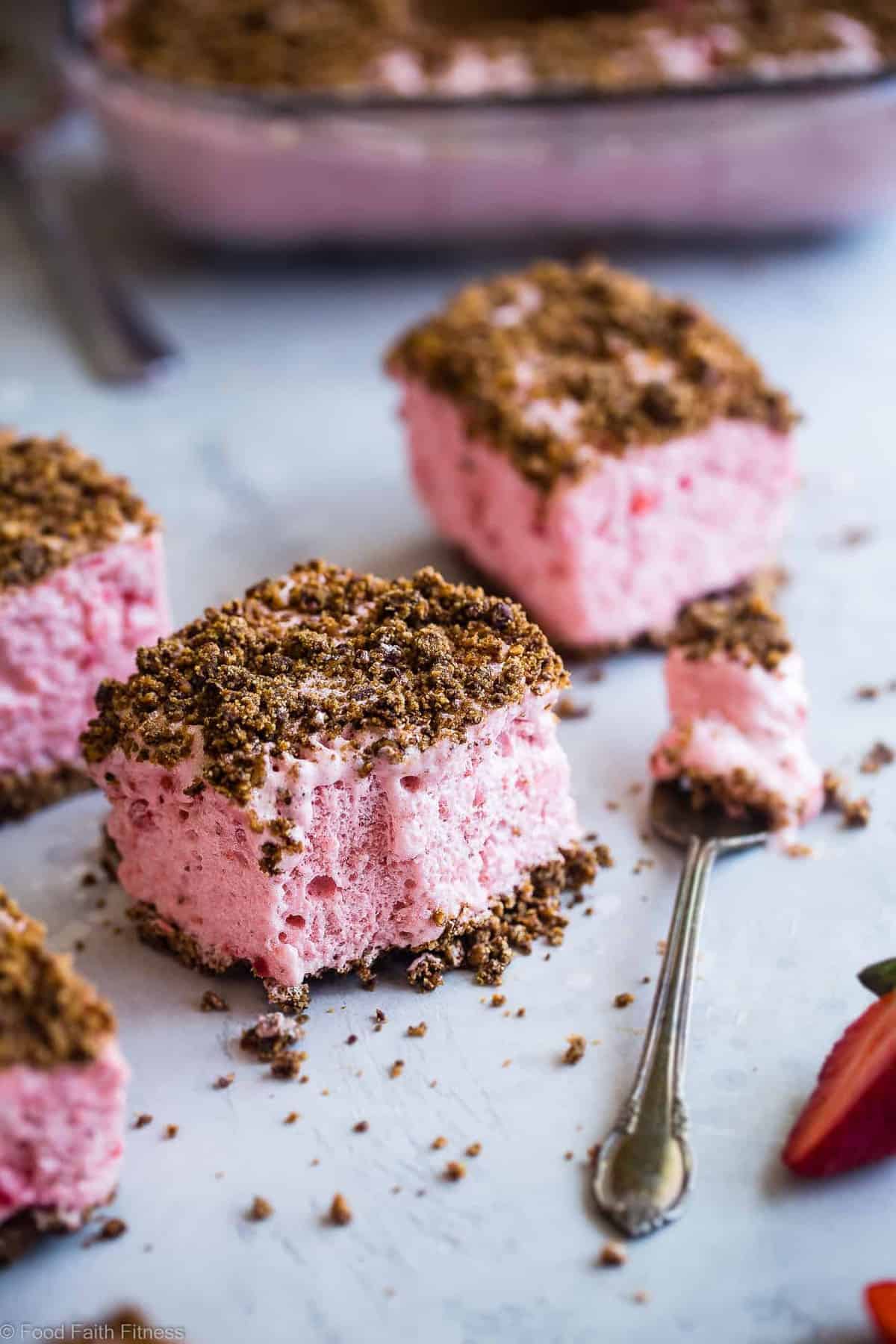 Strawberry Freeze - Need some easy, healthy desserts? A low calorie, quick and easy, gluten free healthy Frozen Strawberry Dessert Recipe with a crunchy, pecan crumble! Always a hit with kids and adults and everyone always wants the recipe! | #Foodfaithfitness | #Glutenfree #Dairyfree #Healthy #Strawberries #Dessert