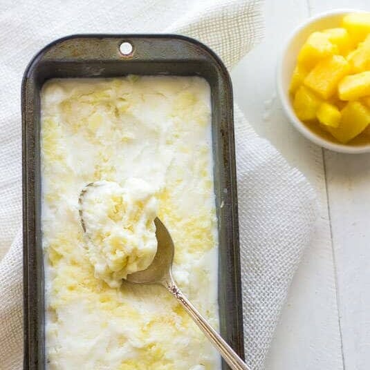 Pineapple Coconut Frozen Yogurt - A super easy, healthy dessert for Summer! | Food Faith Fitness| #frozenyogurt #recipe #healthy
