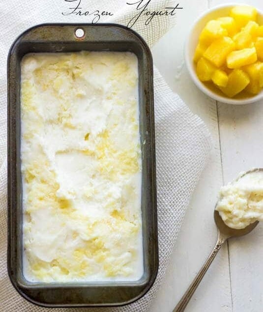 Pineapple Coconut Frozen Yogurt - A super easy, healthy dessert for Summer! | Food Faith Fitness| #frozenyogurt #recipe #healthy