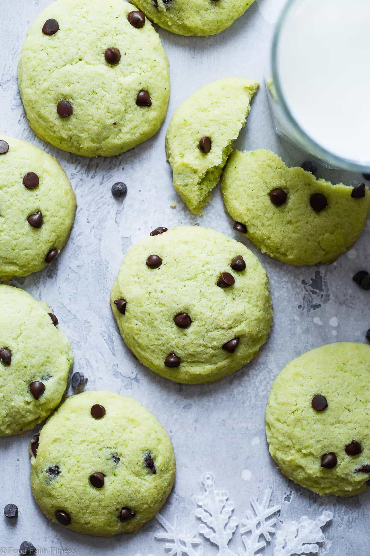 Mint Chocolate Chip Gluten Free Sugar Cookies - These healthy sugar cookies are SO soft and chewy that you will never believe they're sugar free, naturally colored and only 90 calories and 4 SmartPoints! Perfect for Christmas! | Foodfaithfitness.com | @FoodFaithFit