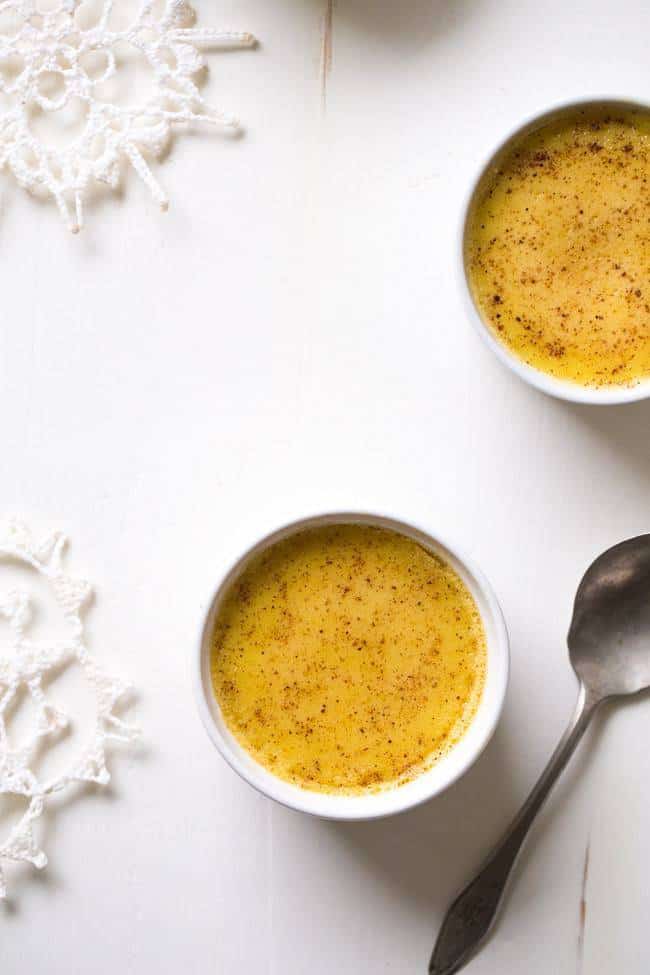 Light Eggnog Egg Custard - Easy desserts that are SO creamy and perfect for Christmas! You would never know they're healthy and glutenfree! | Foodfaithfitness.com | #recipe