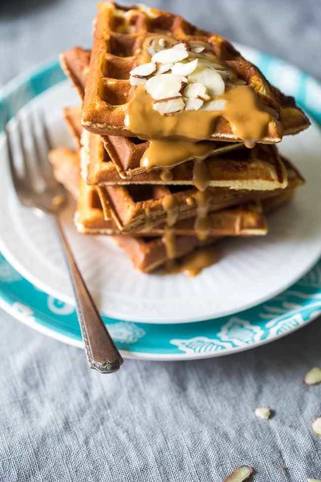 Paleo Protein Waffles - Single serve, packed with protein, and are ready in 5 minutes so you can have healthy. gluten free waffles any day of the week! | Foodfaithfitness.com | @FoodFaithFit