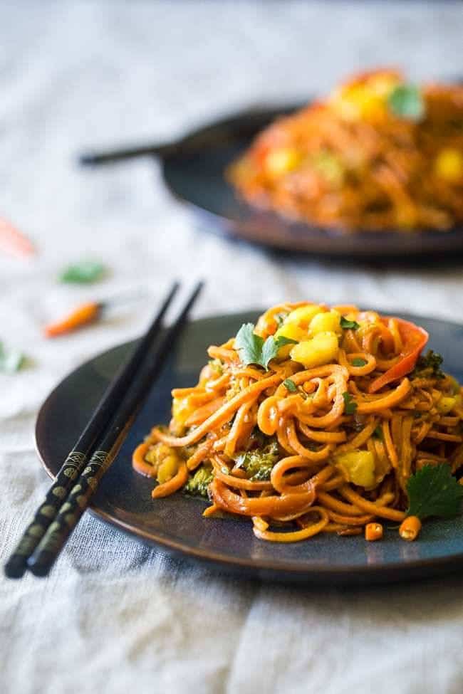 Vegan Coconut Sweet Potato Curry with Sweet Potato Pasta – This curry is ULTRA creamy and loaded with veggies, for a quick and SO easy, healthy dinner that is gluten free, vegan and paleo friendly! This has RAVE reader reviews! | #FoodFaithFitness | #Glutenfree #Vegan #Paleo #Dairyfree #HealthythFit