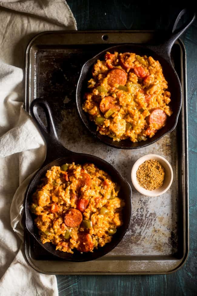Gluten Free One-Pot Jambalaya - This quick and easy Jambalaya is made in one pot and is loaded with a little New Orleans flavor! It's the perfect meal for busy weeknights, that will please the whole family! | Foodfaithfitness.com | @FoodFaithFit
