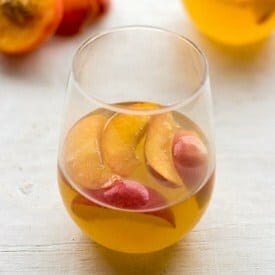 Peach-Fig-Wine-Cocktails-51