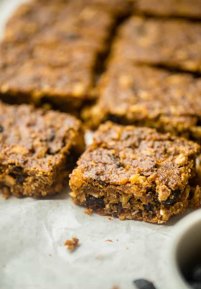 Vegan Slow Cooker Superfood Protein Bars - These easy homemade protein bars are made in your slow cooker, packed with superfoods and are gluten free and vegan friendly! Perfect for busy mornings or a healthy snack! | Foodfaithfitness.com | @FoodFaithFit