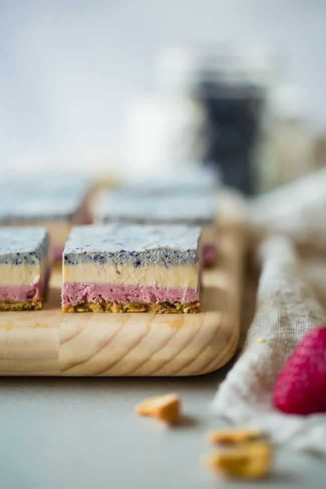 Vegan No Bake Red, White and Blueberry Cashew Cream Bars - These healthy bars are made of berry cashew cream, layered and then frozen! They're an easy, paleo and vegan friendly dessert for the fourth of July! | Foodfaithfitness.com | @FoodFaithFit