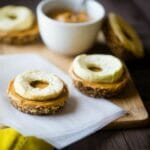 6 Ingredient Vegan Peanut Apple Kettle Corn Bites - These salty-sweet bites are an easy, healthy and gluten free fall snack that's ready in 15 minutes and are only 140 calories! | Foodfaithfitness.com | @FoodFaithFit
