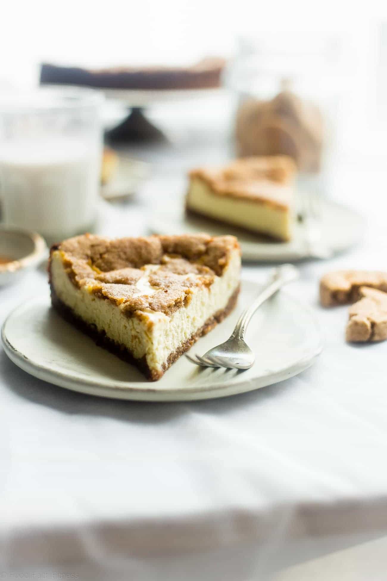 Gluten Free Snickerdoodle Greek Yogurt Cheesecake - This easy, protein-packed cheesecake has a soft and chewy, grain and gluten free snickerdoodle crust! It's a healthier, delicious and festive dessert for the holidays! | Foodfaithfitness.com | @FoodFaithFit