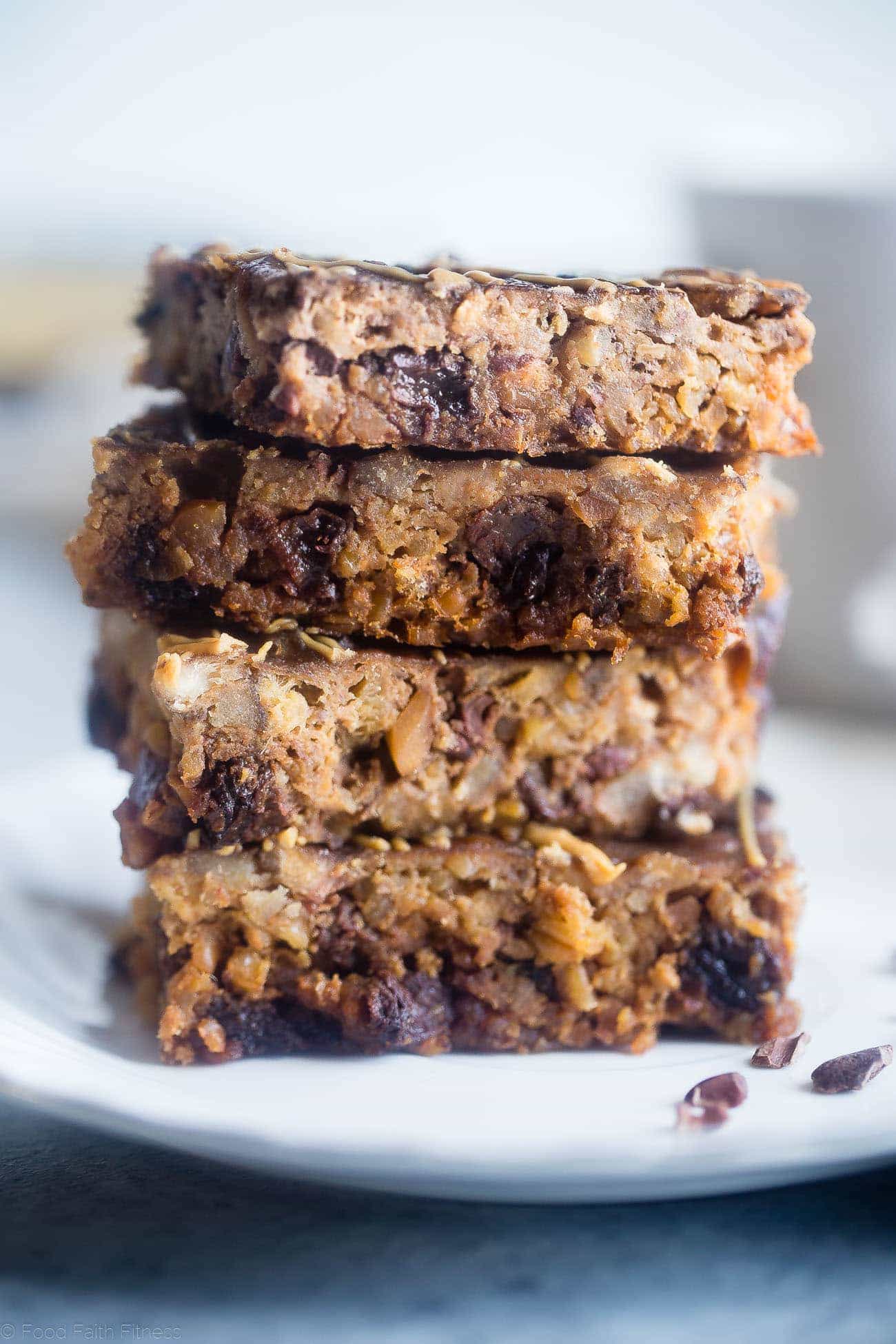 Slow Cooker Steel Cut Oats Energy Bars - These whole grain peanut butter banana energy bars are made in the slow cooker! They're an easy, healthy portable breakfast or snack! Kid friendly too! | Foodfaithfitness.com | @FoodFaithFit