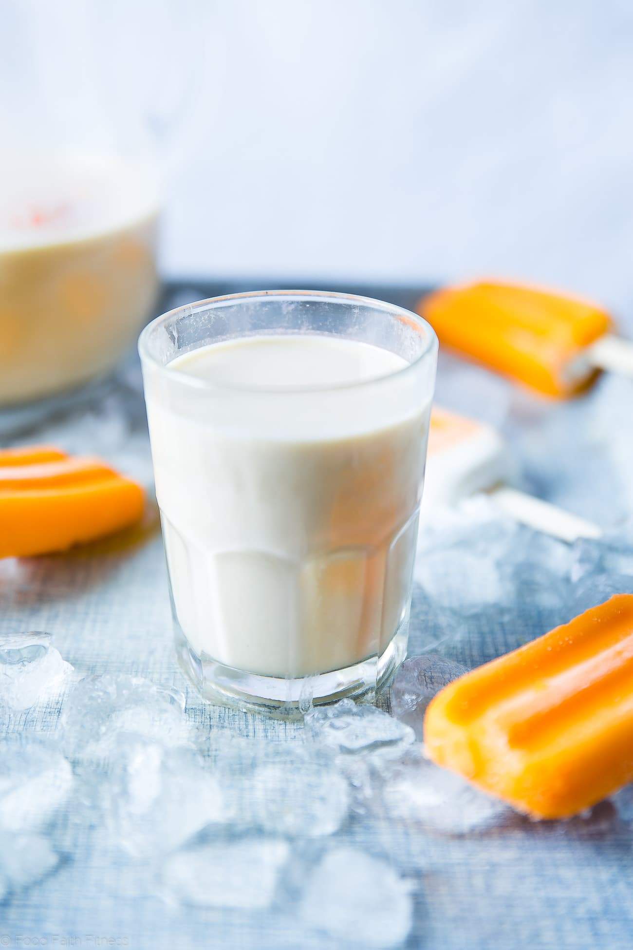 Creamsicle Cashew Milk - This quick and easy, 4 ingredient homemade cashew milk recipe tastes like a creamsicle! It's a paleo, vegan and whole30 compliant drink that tastes better than store bought! | Foodfaithfitness.com | @FoodFaithFit