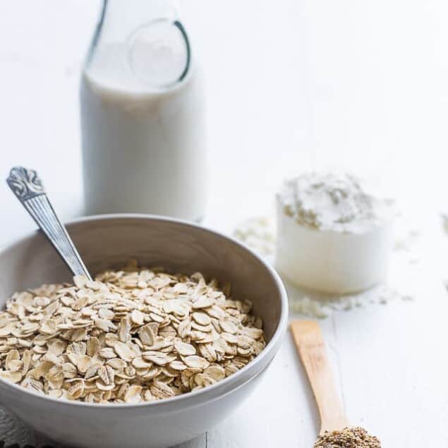 10 Ways to Add Protein to Oatmeal - Ever wondered how to make protein porridge? Here are 10 healthy ways to easily increase the protein content of your morning bowl of oatmeal! | Foodfaithfitness.com | @FoodFaithFit