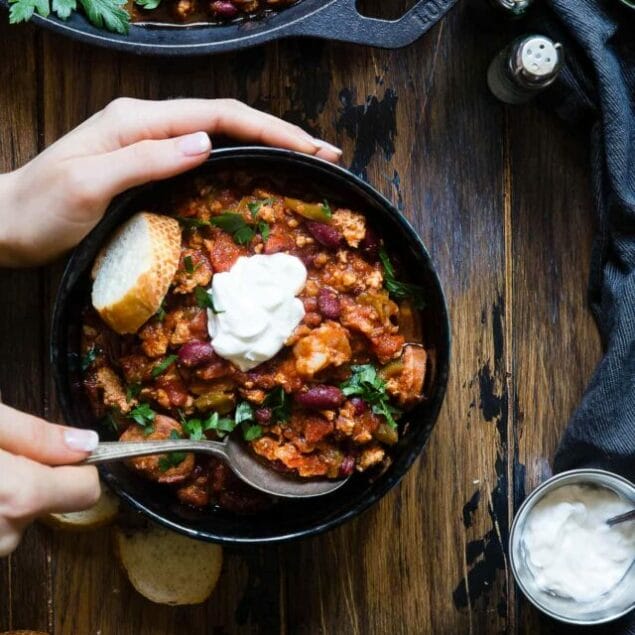 Instant Pot Cajun Chili - This quick and easy, healthy Instant Pot chili, with a little Cajun flair, is sure to become a family favorite! It's dairy/grain/gluten free, makes great leftovers and freezes great! Perfect for meal prep! | Foodfaithfitness.com | @FoodFaithFit