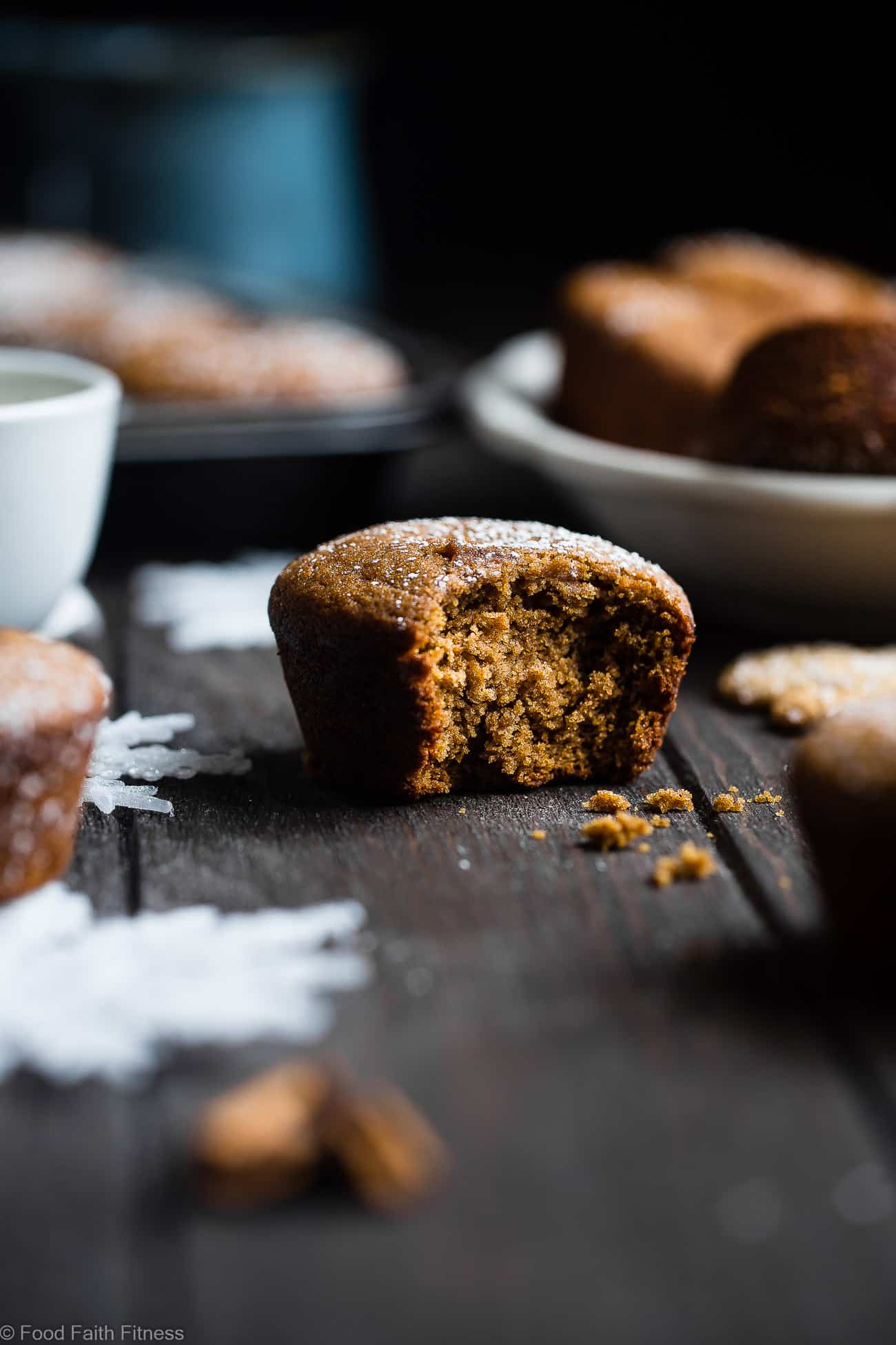  The BEST Healthy Gingerbread Muffin Recipe - This truly is the best healthy gingerbread muffin recipe! Dairy and egg free, vegan friendly and only 5 ingredients and perfect for Christmas morning! | Foodfaithfitness.com | @FoodFaithFit