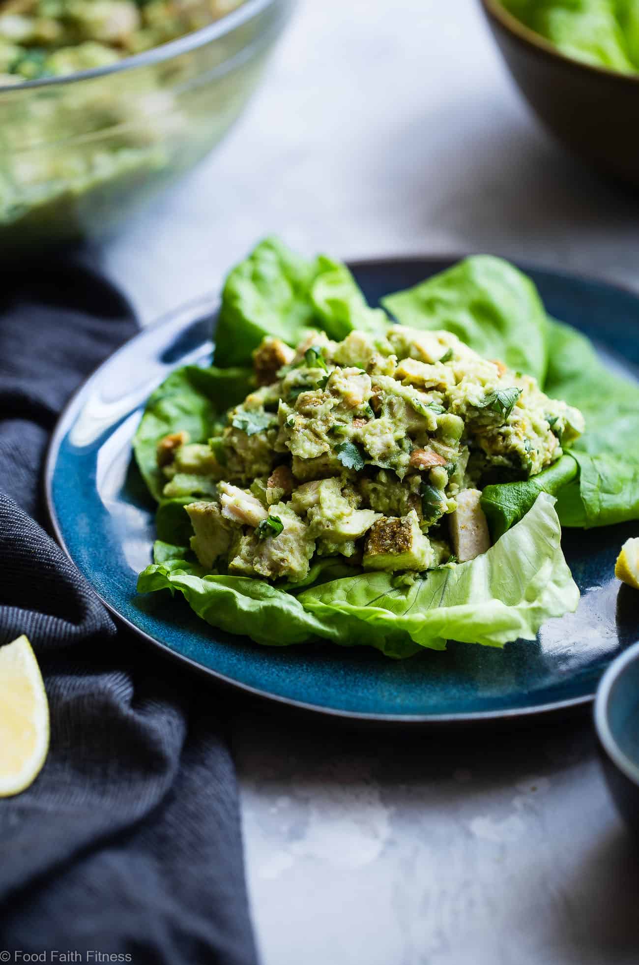 Curried Paleo Chicken Salad Without Mayo - This quick and easy dairy free paleo whole 30 chicken salad is a low carb, keto friendly,  gluten free and whole30 compliant lunch, that is under 350 calorie, with a spicy curry kick! So creamy and delicious and great for meal prep! | Foodfaithfitness.com | @FoodFaithFit