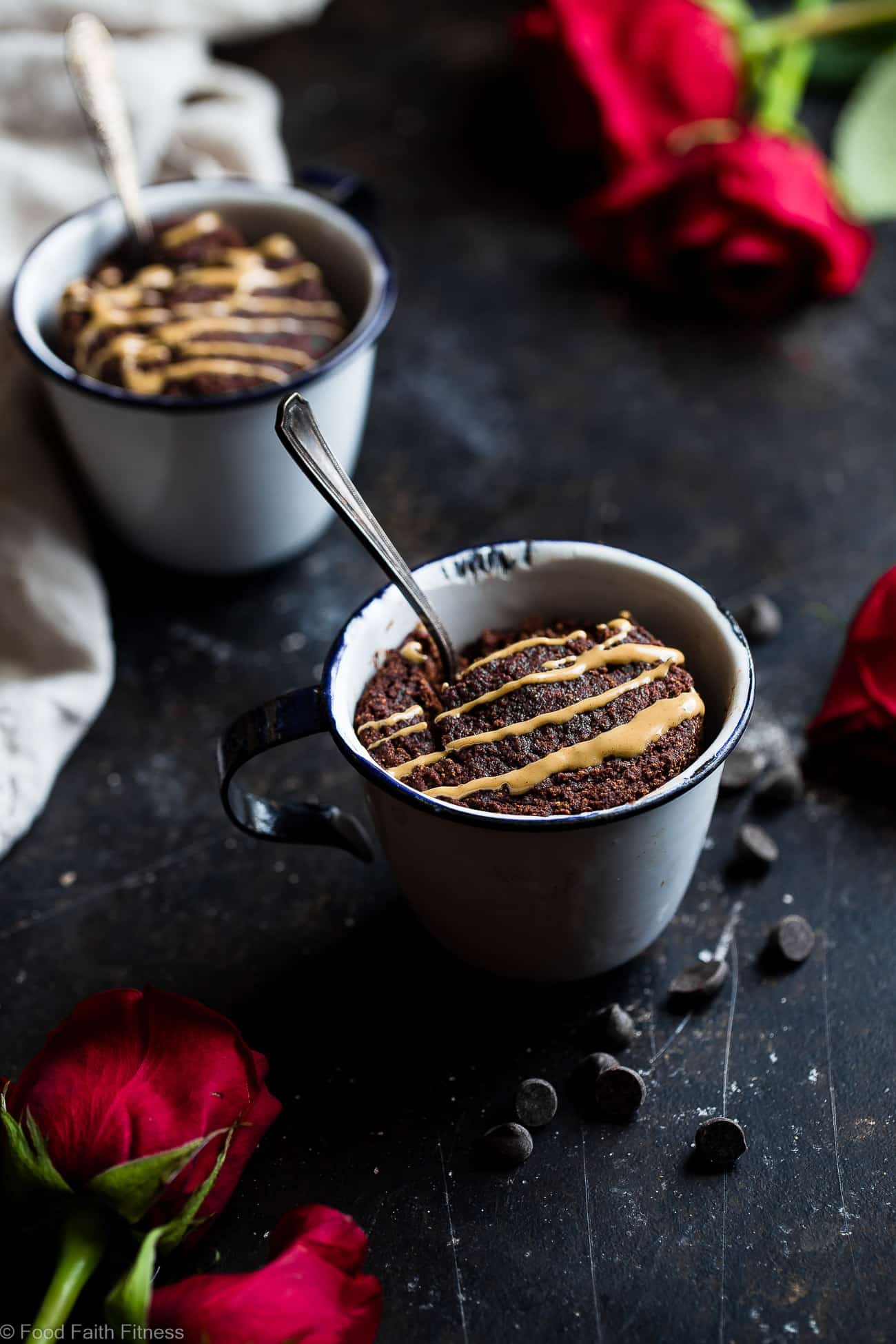 Coconut Flour Chocolate Paleo Mug Cake - A gluten/grain/dairy/sugar free treat that is vegan friendly, ready in 10 minutes and better for you! A healthy dessert at its best! | #Foodfaithfitness | #paleo #vegan #glutenfree #mugcake #chocolate