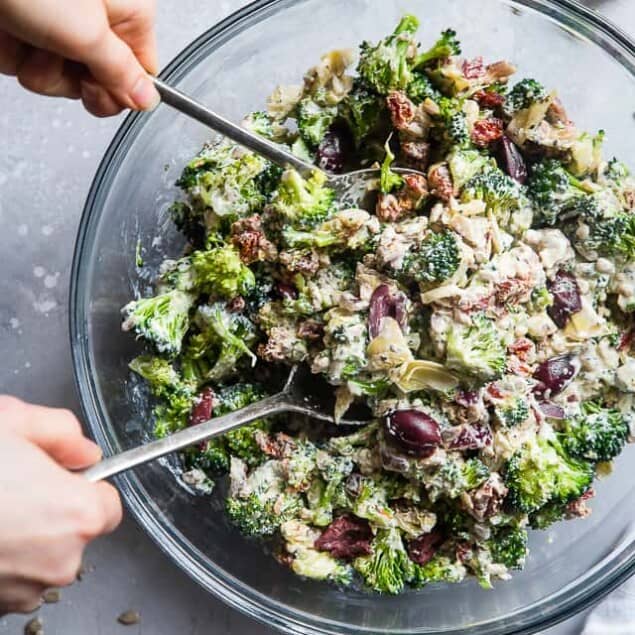 Mediterranean Low Carb Broccoli Salad - This Low Carb Broccoli Salad, with a Greek twist, is a super easy, healthy and protein packed side dish for dinner or a potluck! It's made with Greek yogurt and you won't even miss the mayo! | #Foodfaithfitness | #Lowcarb #Keto #Glutenfree #Healthy