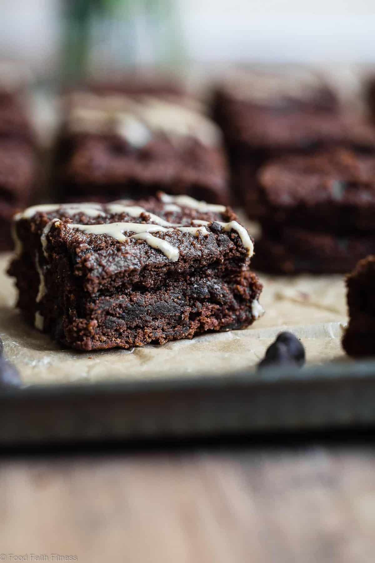 Paleo Sweet Potato Brownies - These healthy brownies are SO dense, chewy and moist! No one will believe they use sweet potato and are gluten/grain/dairy and refined sugar free! | #Foodfaithfitness | #Paleo #Glutenfree #Healthy #Brownies #Grainfree