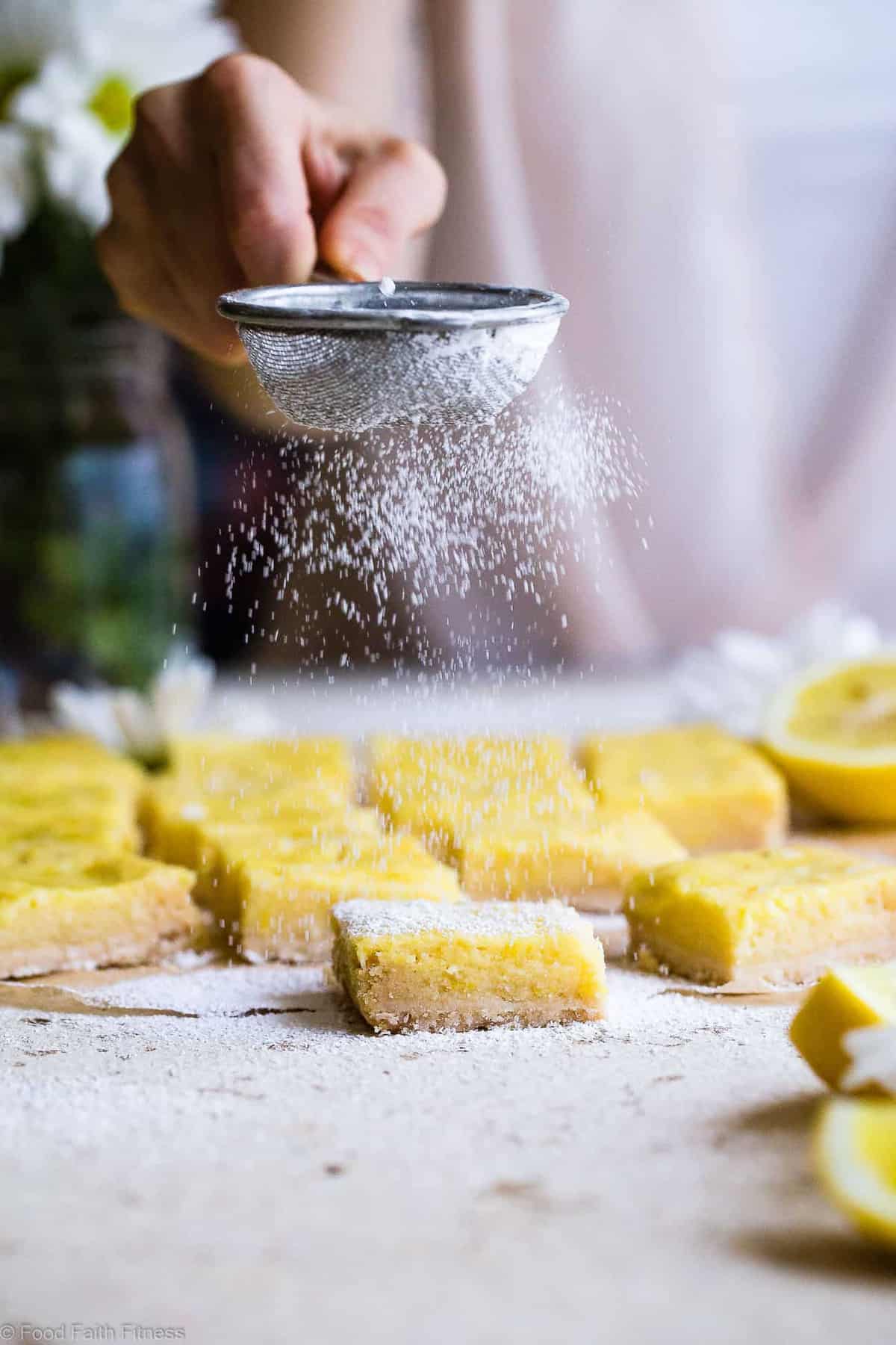 Sugar Free Keto Low Carb Lemon Bars - These easy, gluten free lemon bars are only 5 ingredients and SO delicious! You will never believe they are only 100 calories, low carb and sugar free! | #Foodfaithfitness | #Glutenfree #Lowcarb #keto #sugarfree #healthy