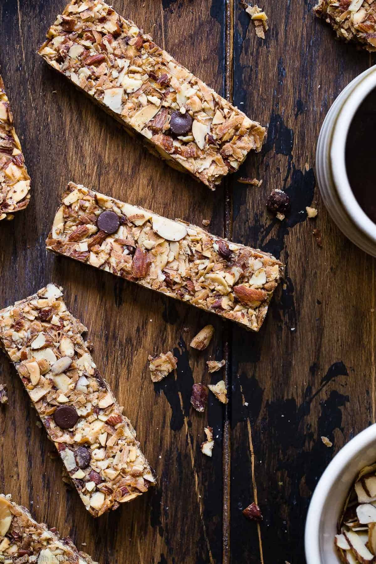 Sugar Free Keto Almond Joy Granola Bars - This low carb granola bars recipe is only 7 simple ingredients and tastes like an Almond Joy! Kids or adults will LOVE these and they're portable and freeze great too! | #Foodfaithfitness | #Keto #Glutenfree #Paleo #Dairyfree #Sugarfree