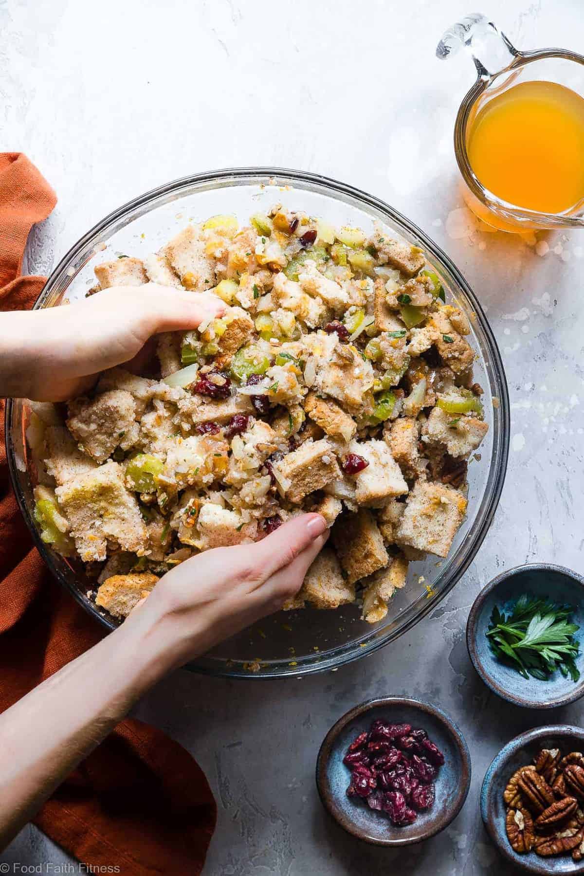 Harvest Gluten Free Best Vegan Stuffing - This moist Dairy Free Simple Vegan Stuffing for Thanksgiving is loaded with fall flavors like pears, oranges, cranberries and cozy cinnamon! Easy, gluten free and SO tasty! | #Foodfaitfitness | #Glutenfree #Vegan #Dairyfree #Healthy #Thanksgiving