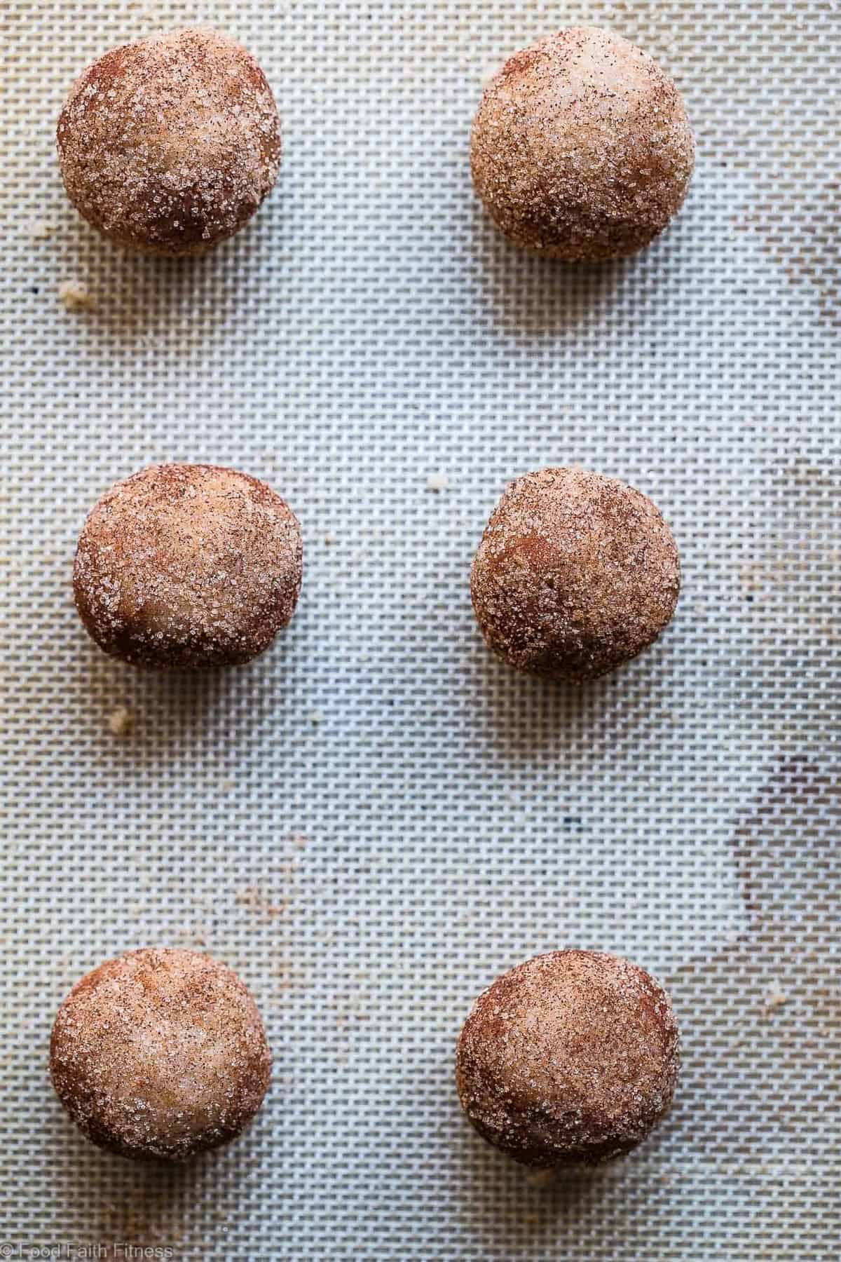 Gluten Free Vegan Snickerdoodles - These EASY, egg, dairy and gluten free snickerdoodles are perfectly soft, chewy and spicy-sweet! Made from simple, pantry-essential ingredients, only 120 calories and SO tasty! | Foodfaithfitness | #Glutenfree #Vegan #Healthy #Dairyfree #Eggfree