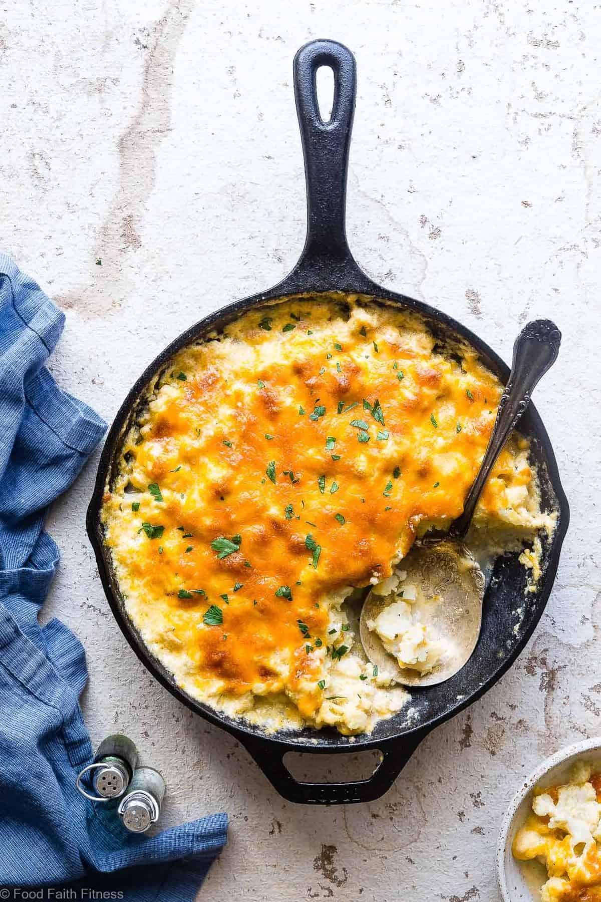 Keto Baked Cauliflower Au Gratin Recipe - This easy, healthy and keto friendly Low Carb Baked Cauliflower Au Gratin is a gluten free, delicious side dish that even the pickiest of eaters will love! Only 6 ingredients and SO cheesy! | #Foodfaithfitness | #Keto #lowcarb #Glutenfree #Healthy #Grainfree