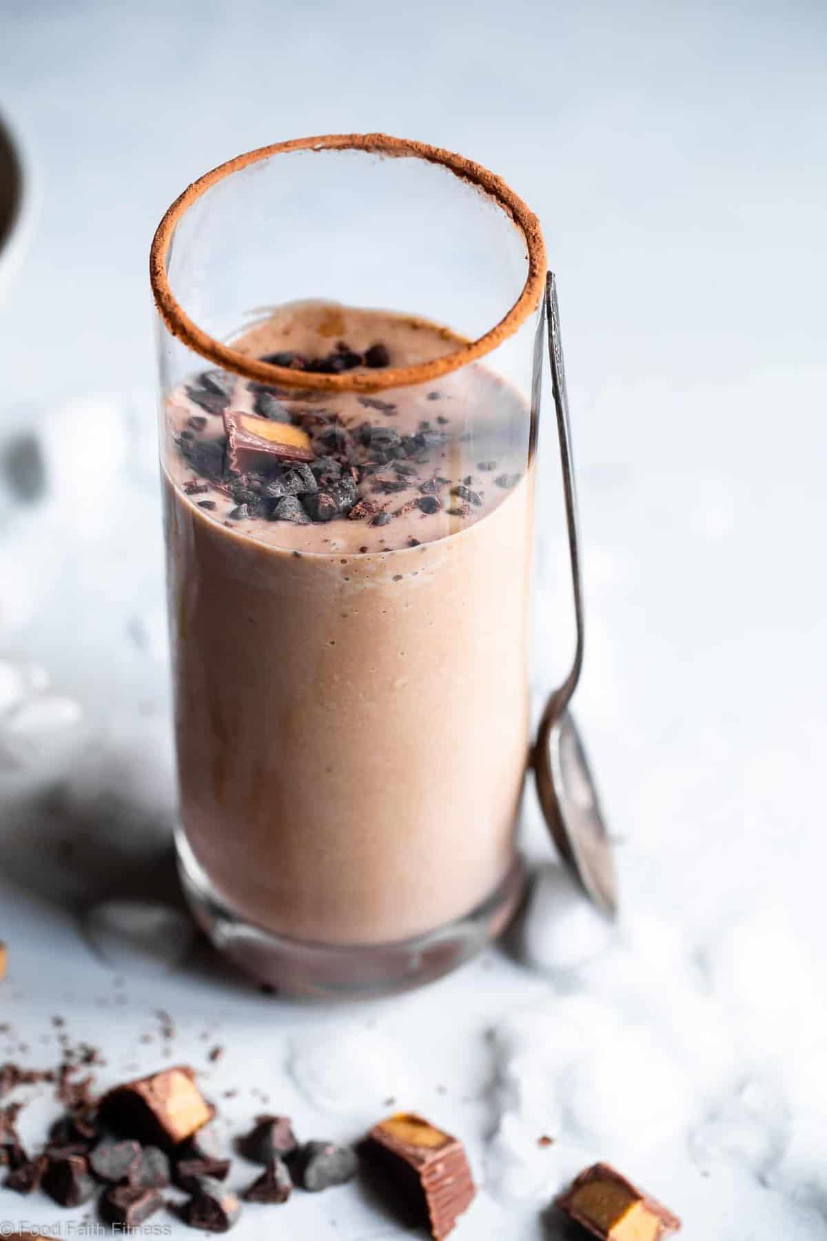 keto smoothie in a glass  with a chocolate rim