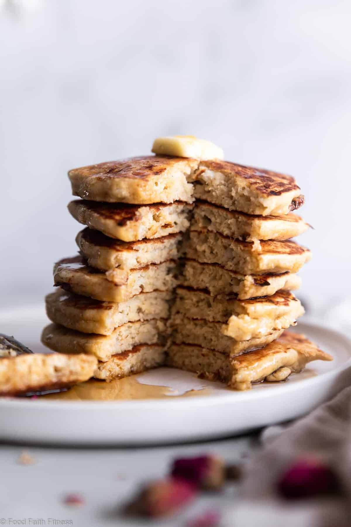 Fluffy Cottage Cheese Pancakes - These easy pancakes naturally gluten free and protein packed! Make them ahead for healthy breakfasts or make them on weekends! Great for kids and adults. | #Foodfaithfitness | 