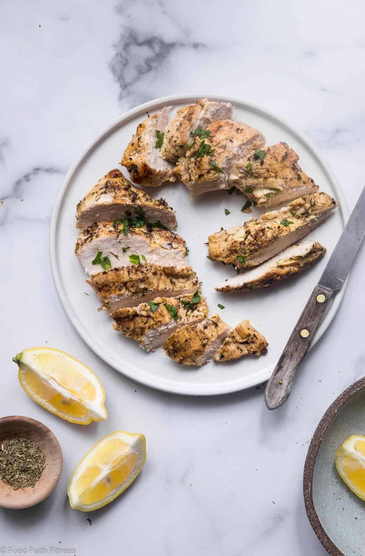 Easy Keto Chicken Marinade - This low carb, sugar free Chicken Marinade is the easiest and most versatile marinade for grilled chicken ever! Simple, made from pantry ingredients and gluten free/paleo/whole30! | #Foodfaithfitness | #glutenfree #paleo #lowcarb #keto #whole30