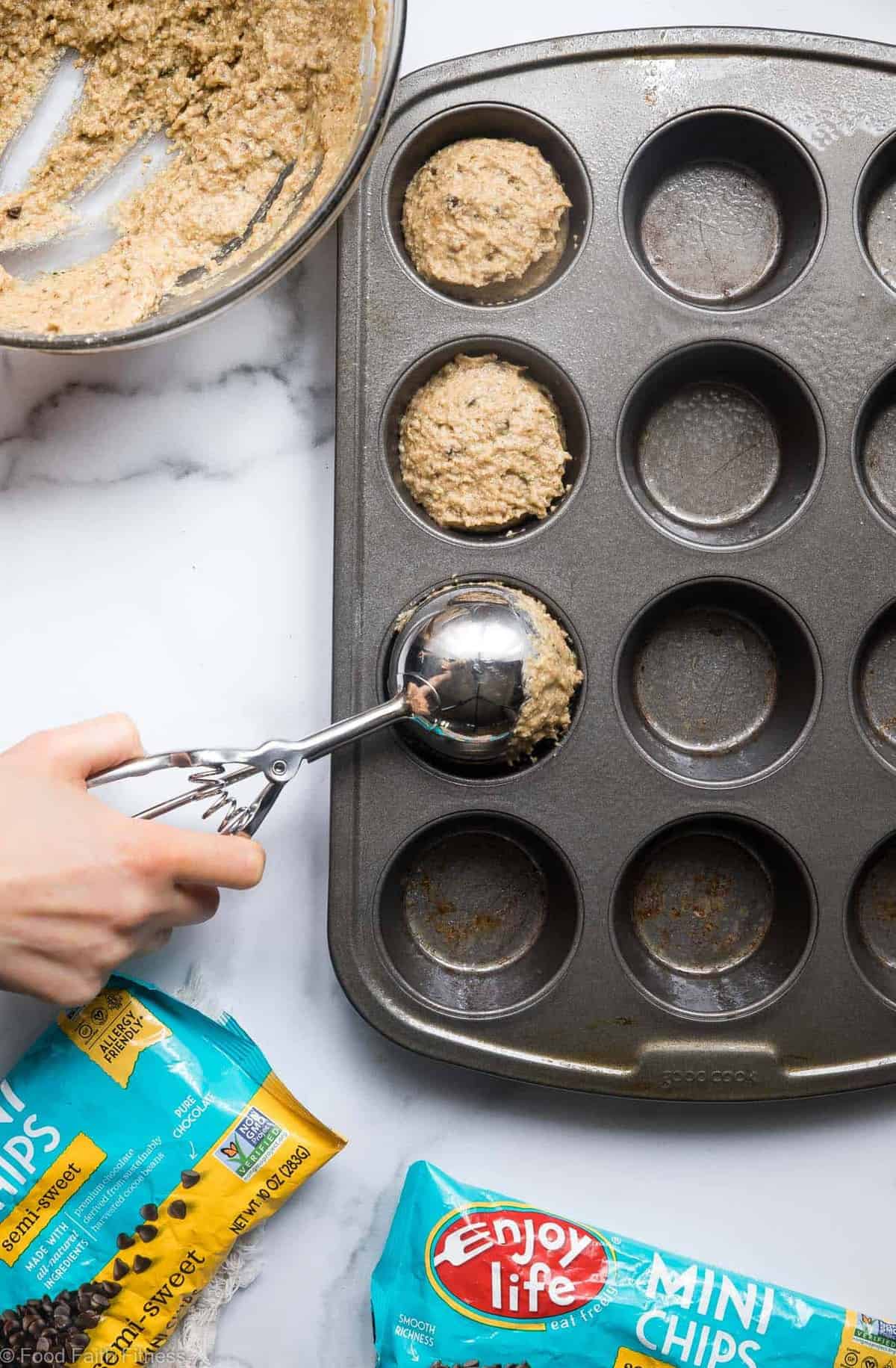 Healthy Zucchini Bread Muffins - These dairy free Zucchini Muffins are fluffy and gluten, dairy, oil and sugar free! Sweetened with dates, studded with chocolate chips and only 170 calories! Great for kids and adults! | #Foodfaithfitness | 