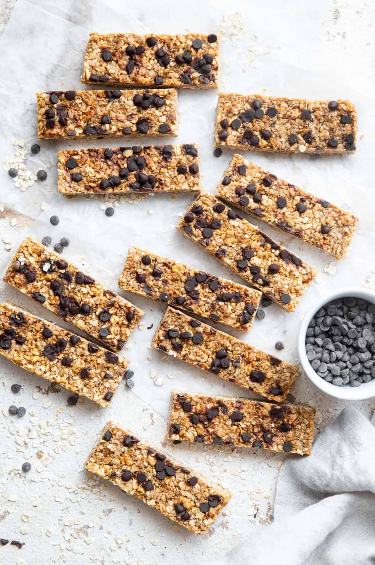 the best granola bar recipe on a table