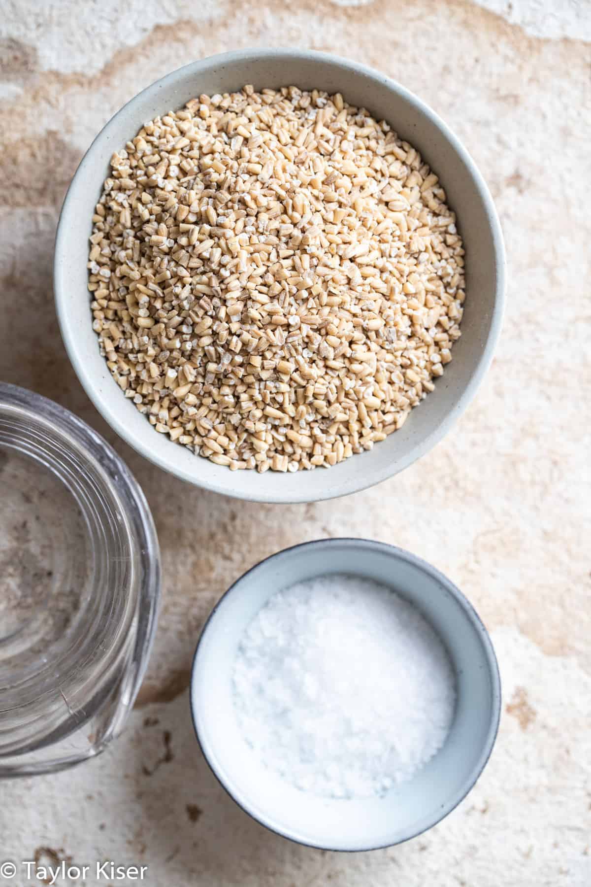 ingredients to make overnight steel cut oats in a bowl