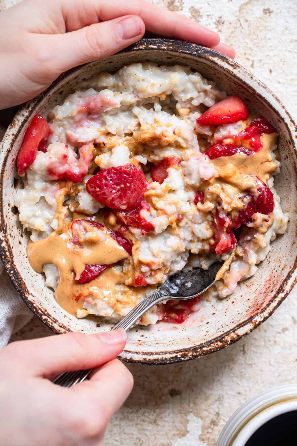 Protein Cauliflower Oats picture in bowl with toppings