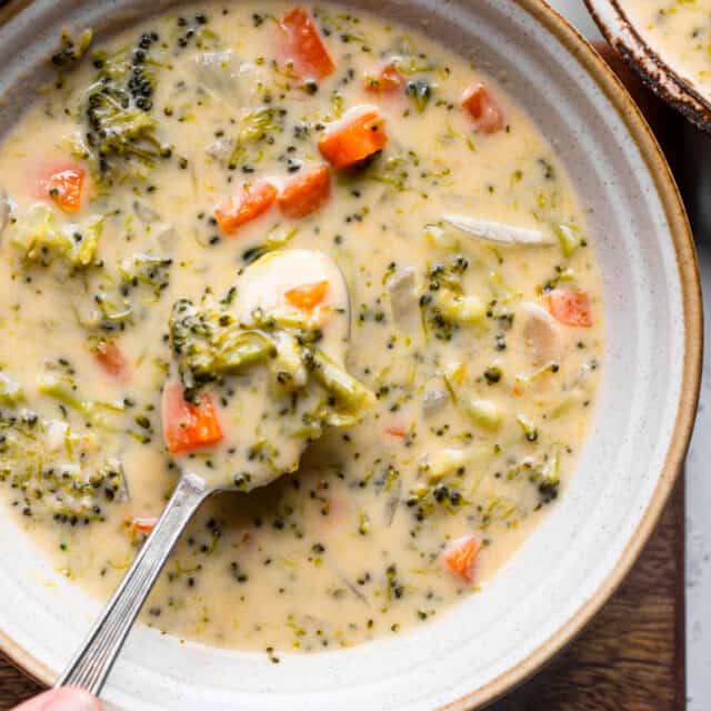 Instant Pot Broccoli Cheddar Soup - Food Faith Fitness