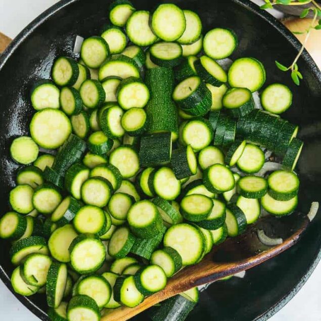 How to Make Sauteed Zucchini - Food Faith Fitness