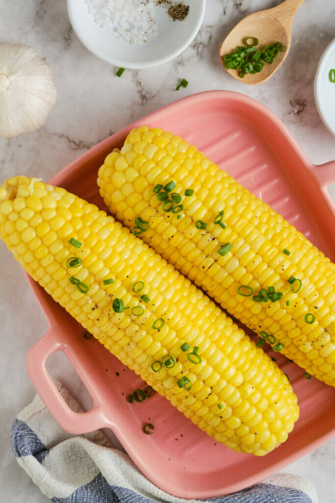 How to Boil Corn on The Cob featured