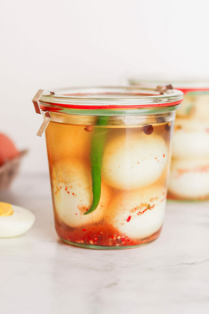 How to Make Pickled Eggs featured