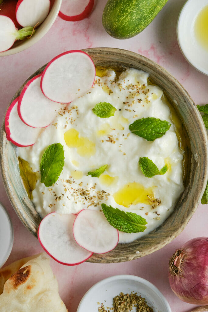 Easy Homemade Labneh Recipe featured