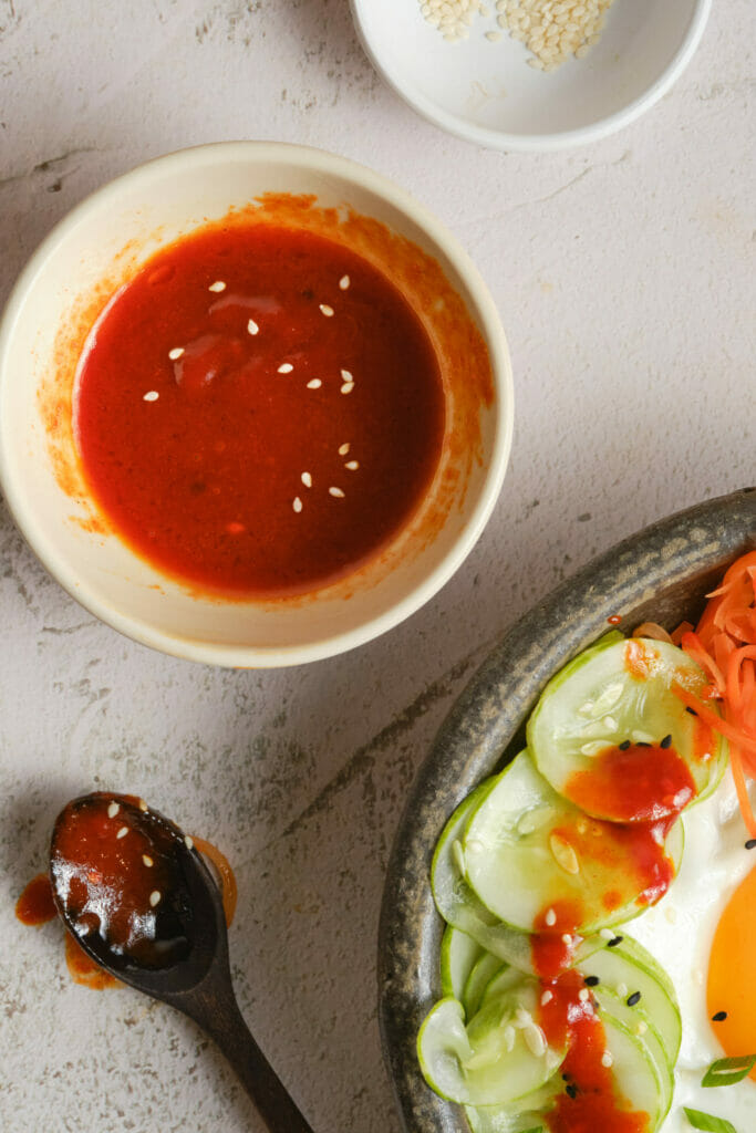 Easy Gochujang Sauce Recipe (Bibimbap Sauce) featured