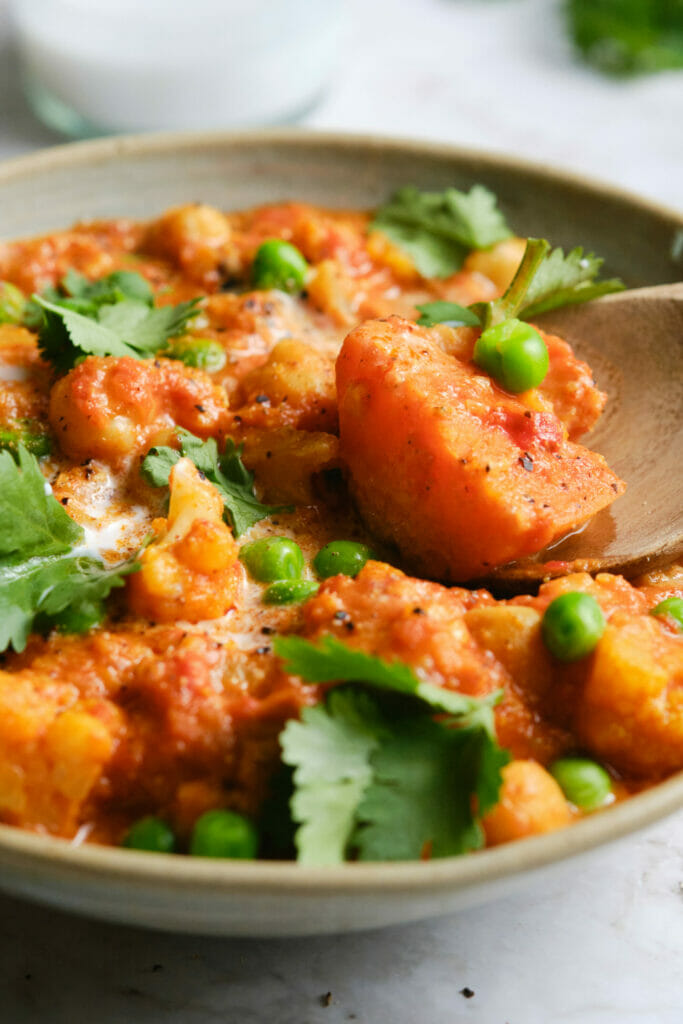 Easy Vegetable Curry featured image below