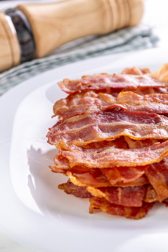 How to Broil Bacon image focused shot