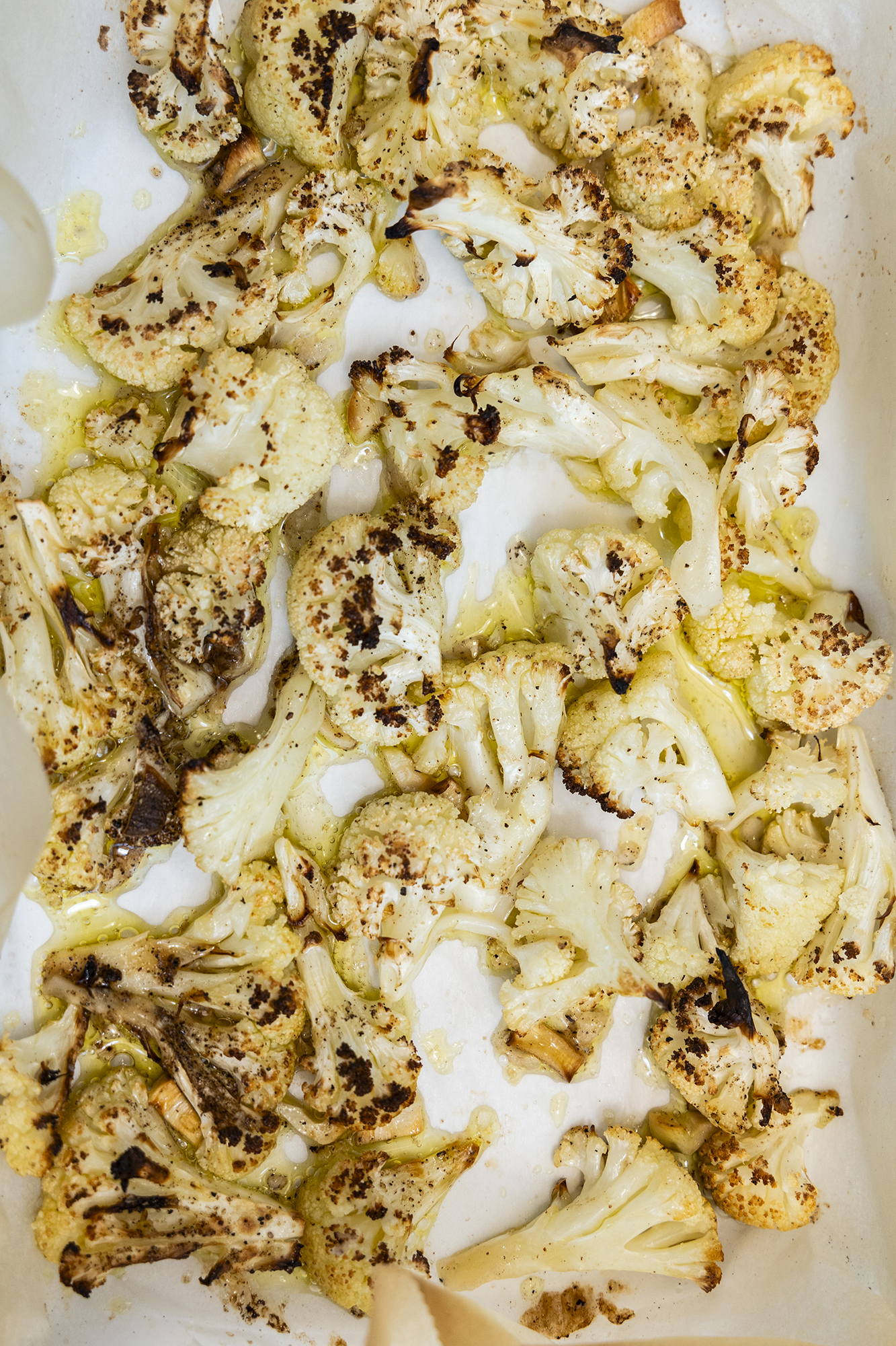 Roasted Garlic Cauliflower - Food Faith Fitness