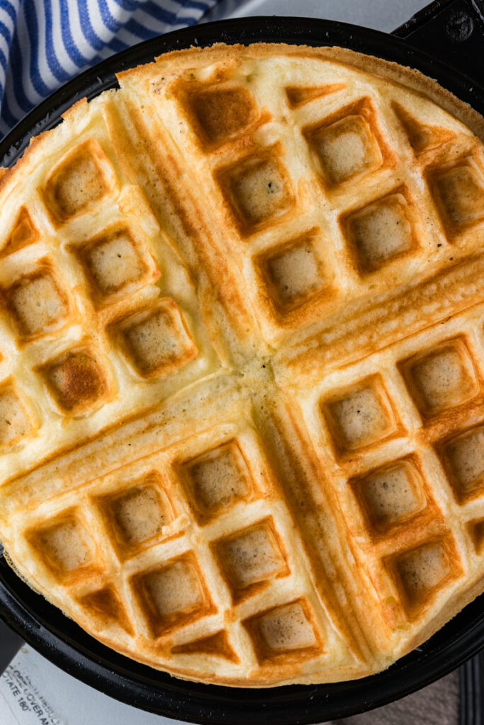 thumbnail image 2 of Cast Iron Waffle Irons - Hand Cast By Rome 2 of 13