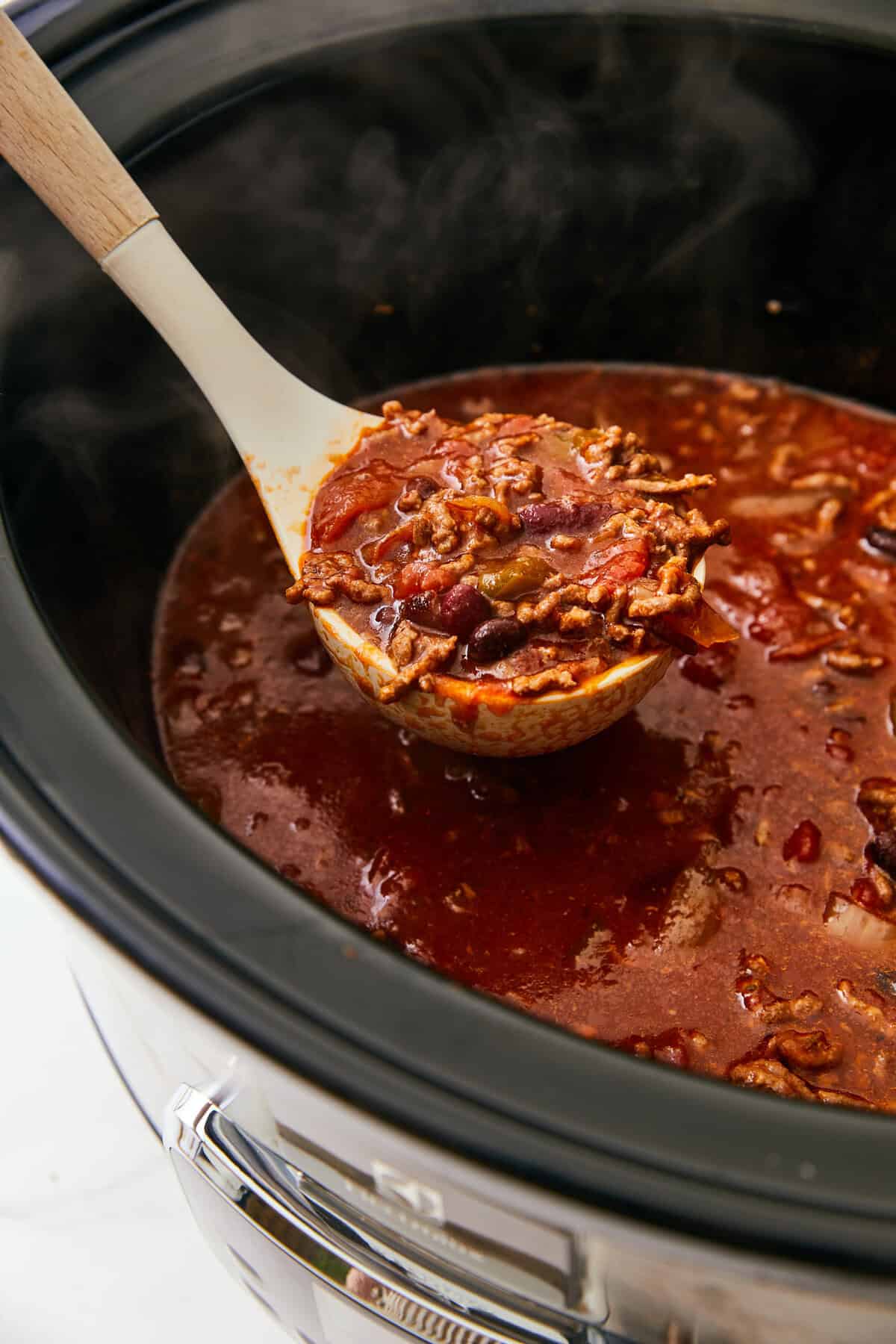 Slow Cooker Chili Recipe - Food Faith Fitness